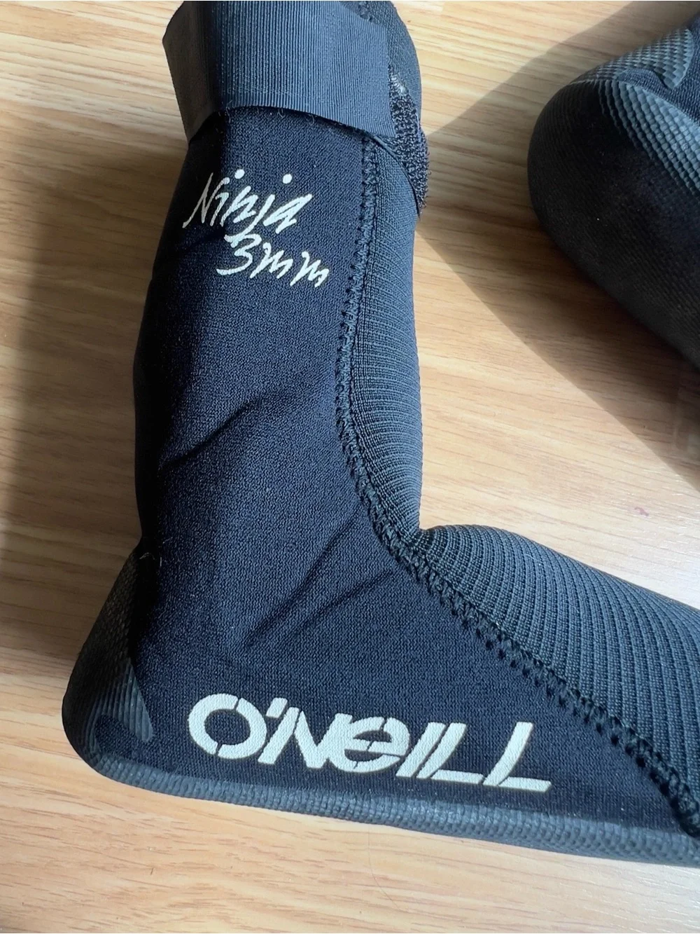 Oneill Heat Ninja 3mm Swim/surf shoes women size 9